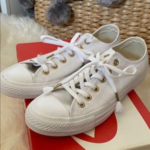 Women’s converse ALL STAR